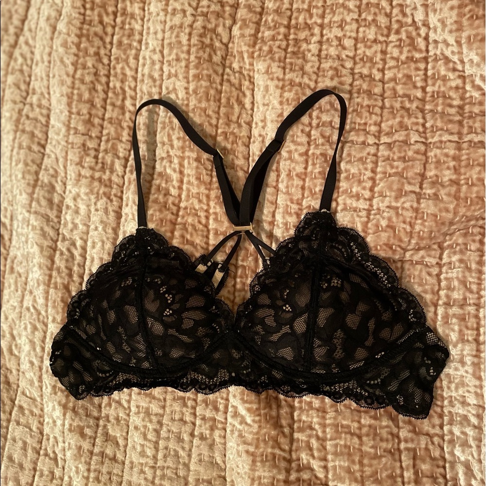Aerie black lace wireless push-up bra